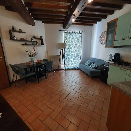 Mentana 14 Appartement Parma Buitenkant foto