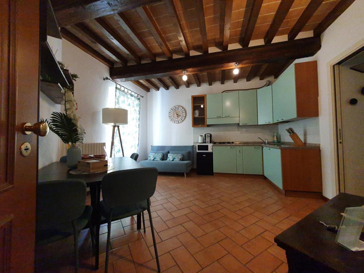 Mentana 14 Appartement Parma Buitenkant foto
