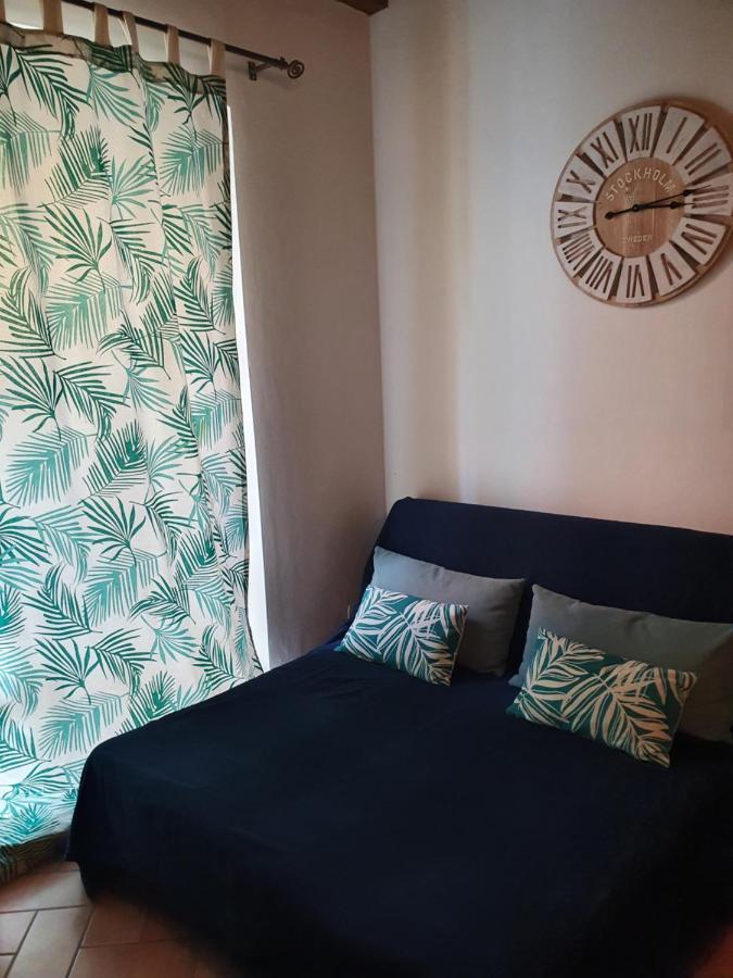 Mentana 14 Appartement Parma Buitenkant foto